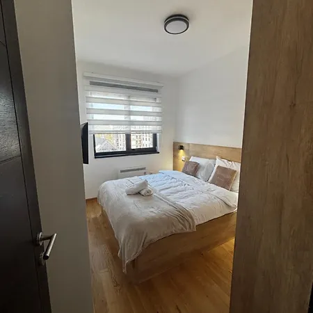 Apartment Kozomara - U Sklopu Tivove *